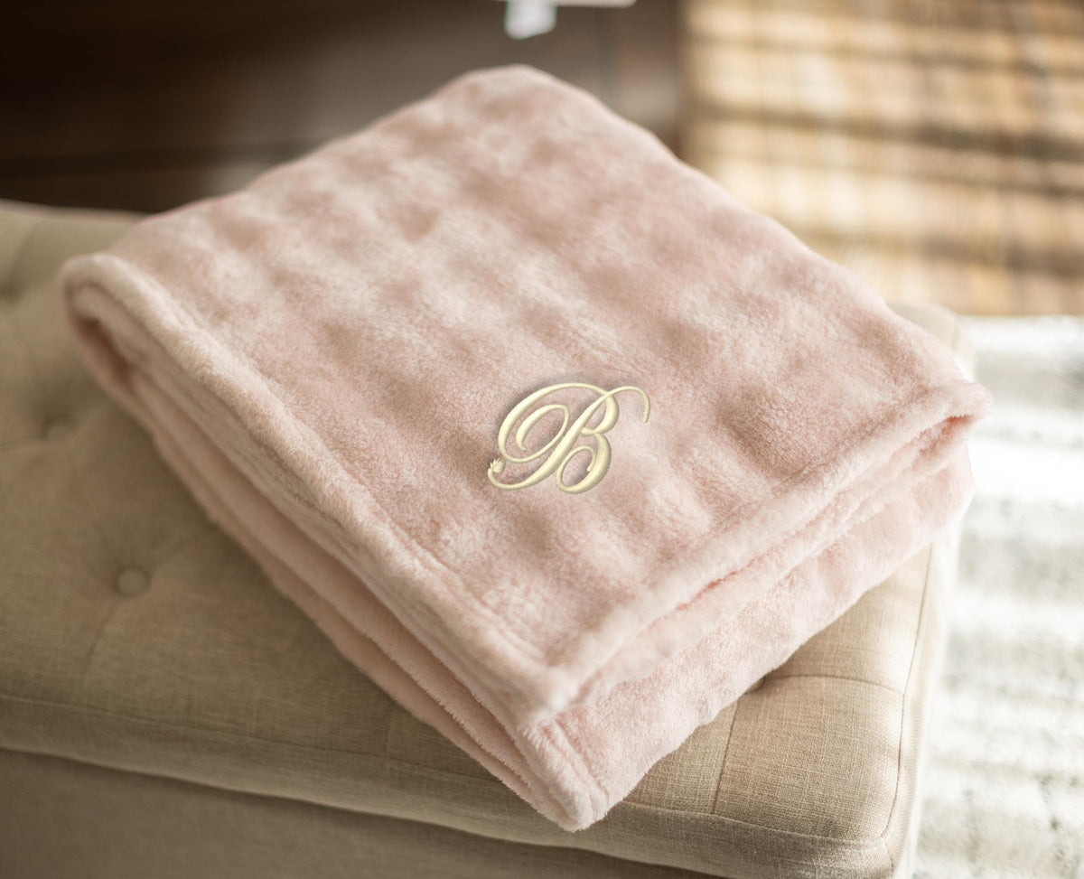 The Daydream Cloud Oversized Ultra-Plush Throw Blanket