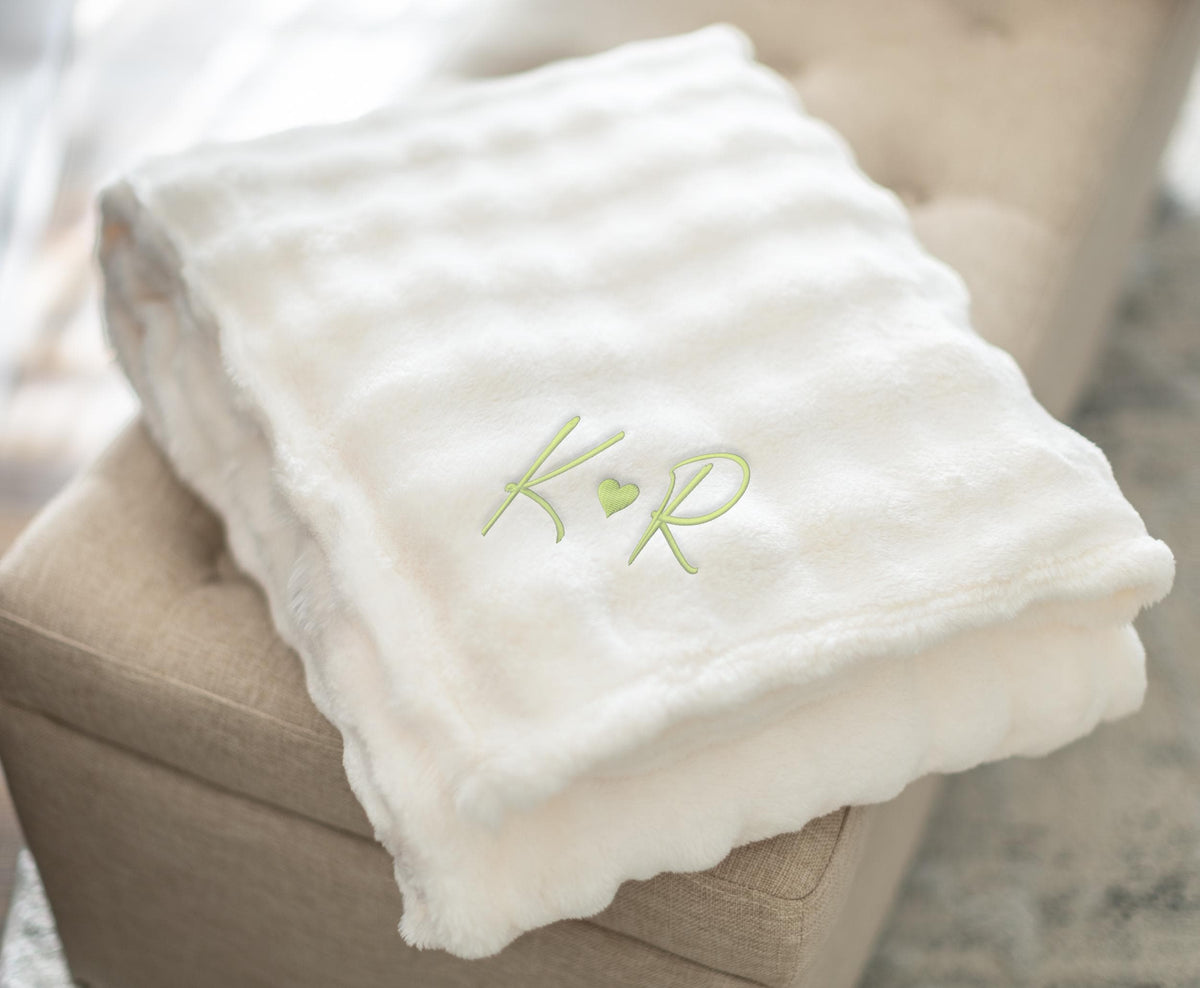 The Daydream Cloud Oversized Ultra-Plush Throw Blanket
